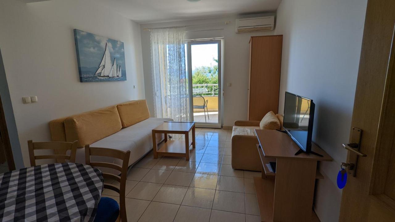 Apartments Vesna 格拉达茨 客房 照片