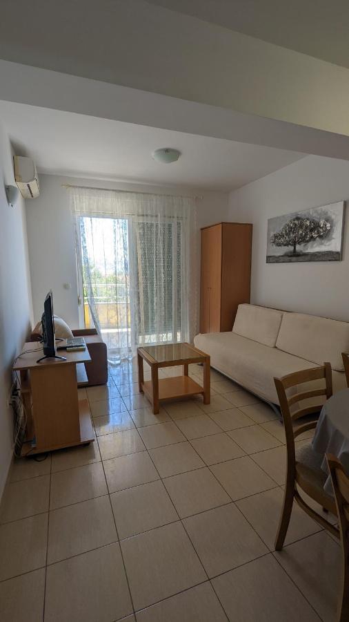 Apartments Vesna 格拉达茨 客房 照片