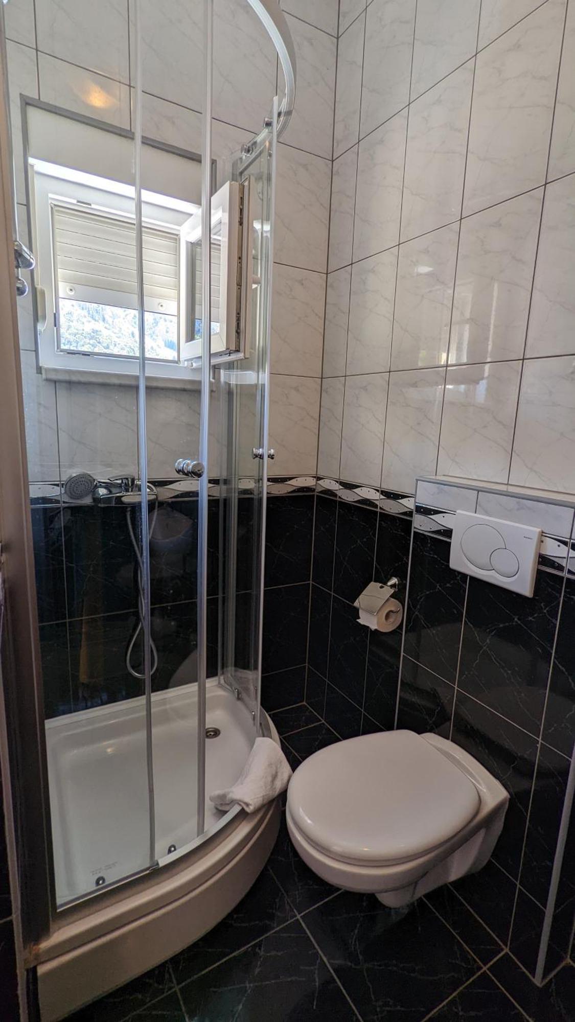 Apartments Vesna 格拉达茨 客房 照片