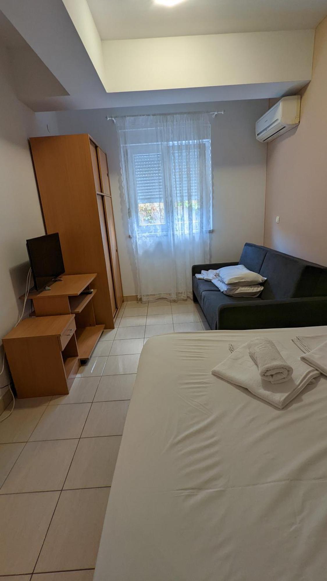 Apartments Vesna 格拉达茨 客房 照片