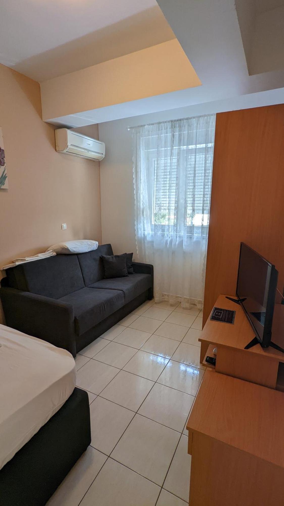 Apartments Vesna 格拉达茨 客房 照片