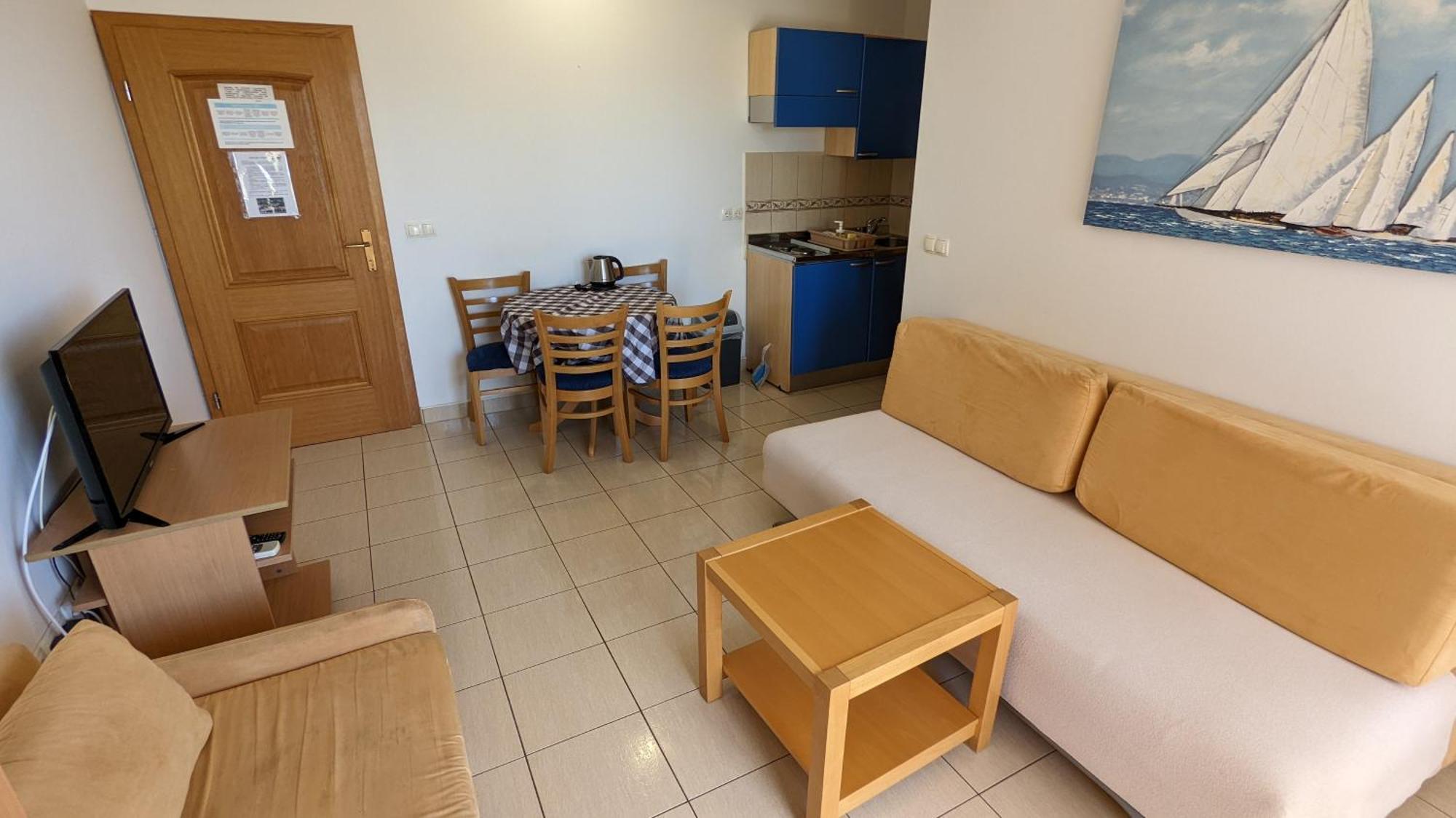 Apartments Vesna 格拉达茨 客房 照片